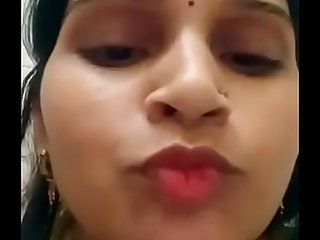Beautiful desi bhabhi fingering her pussy nd take a selfie 2018